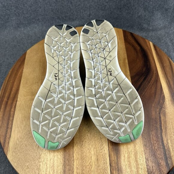 Nike Free Rn Flyknit Green Glow Woman’s Size 6.5 (831070-300) - Picture 10 of 12